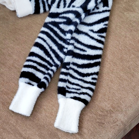 Express Sweater NWOT - Picture 9 of 13